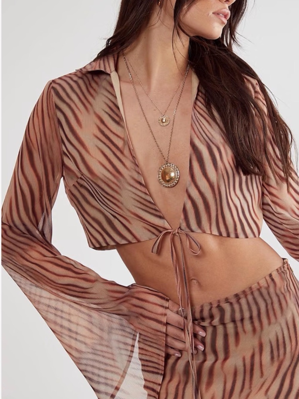 Nasty Gal Women's Chiffon Blurred Zebra Print Tie Front Fluted Sleeve Crop Top 6